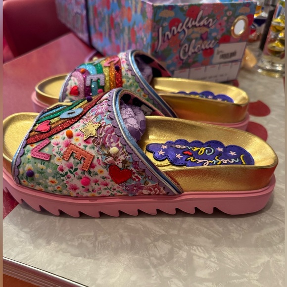 NIB Irregular Choice Peace ☮️ Heart ❤️ Sandals Size Women’s EU 37 (US 6) - Picture 3 of 12